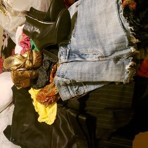 XLarge bag of womelan clothing